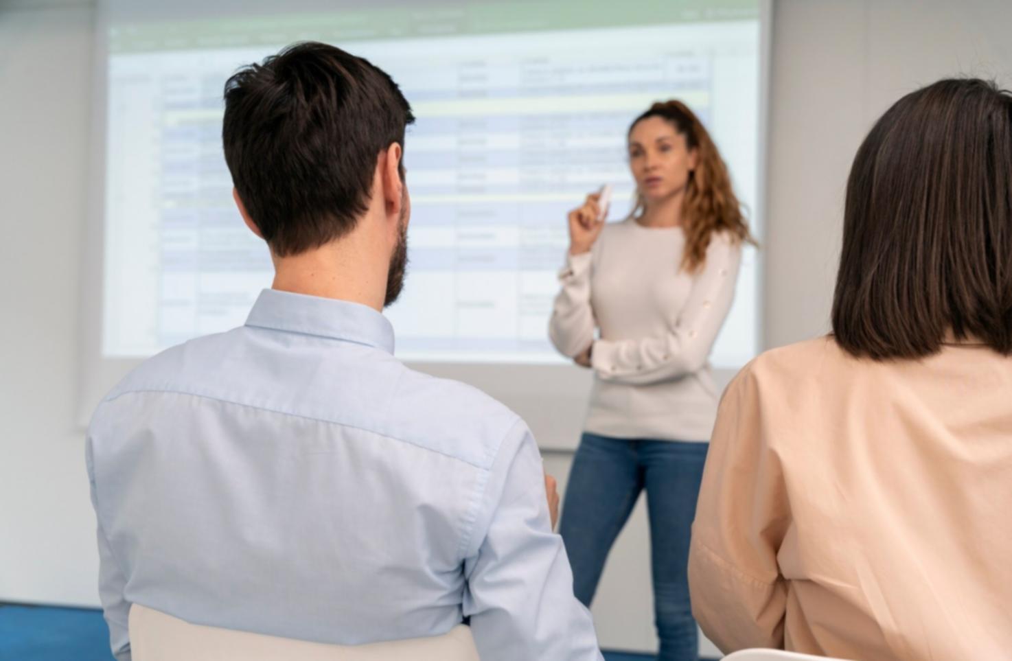 Collaborative learning environment with developers working together on mobile testing projects